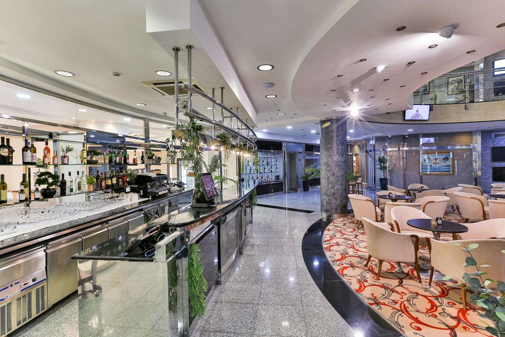 Kings Park Hotel Podgorica Exterior photo