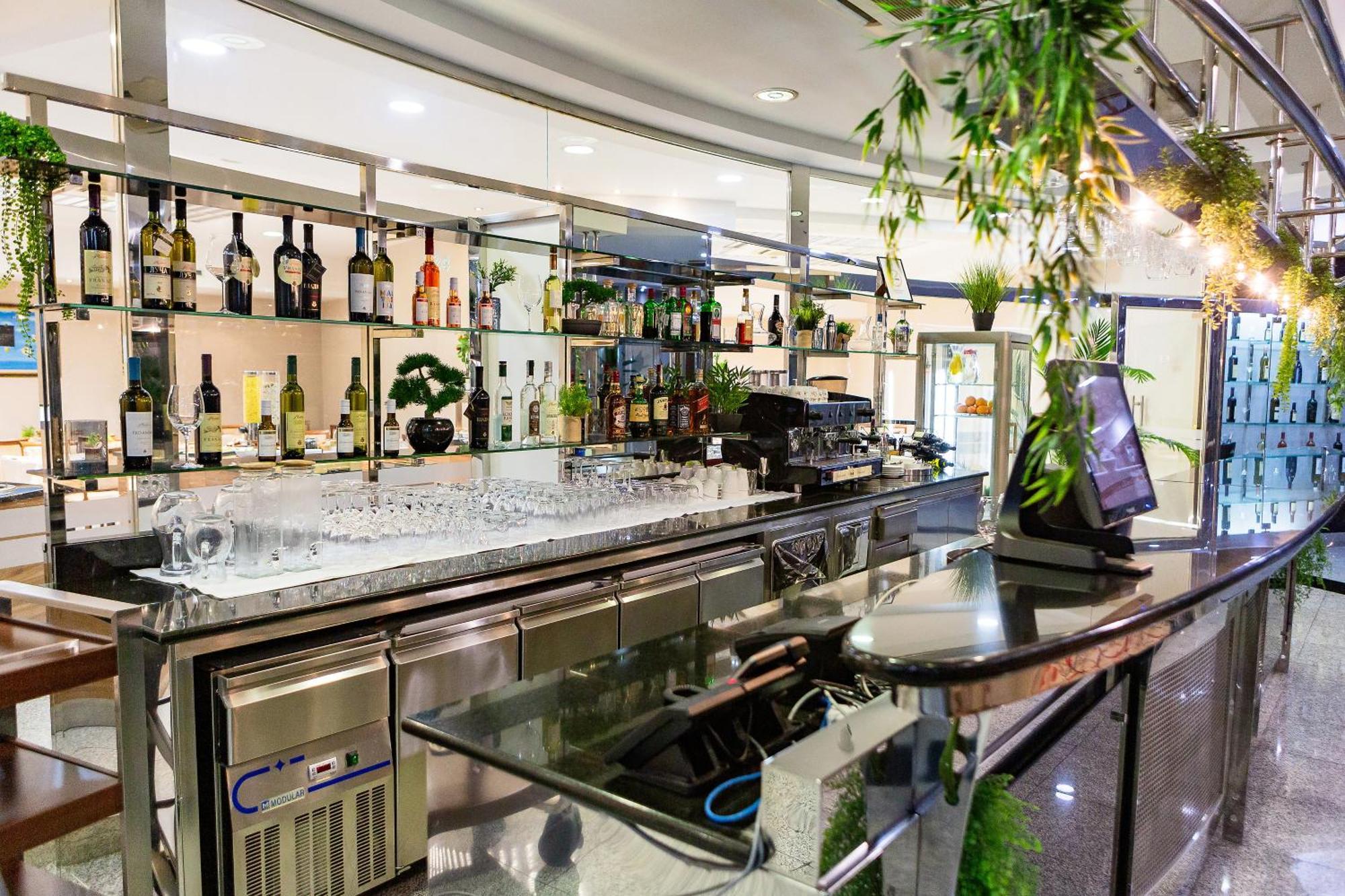 Kings Park Hotel Podgorica Exterior photo