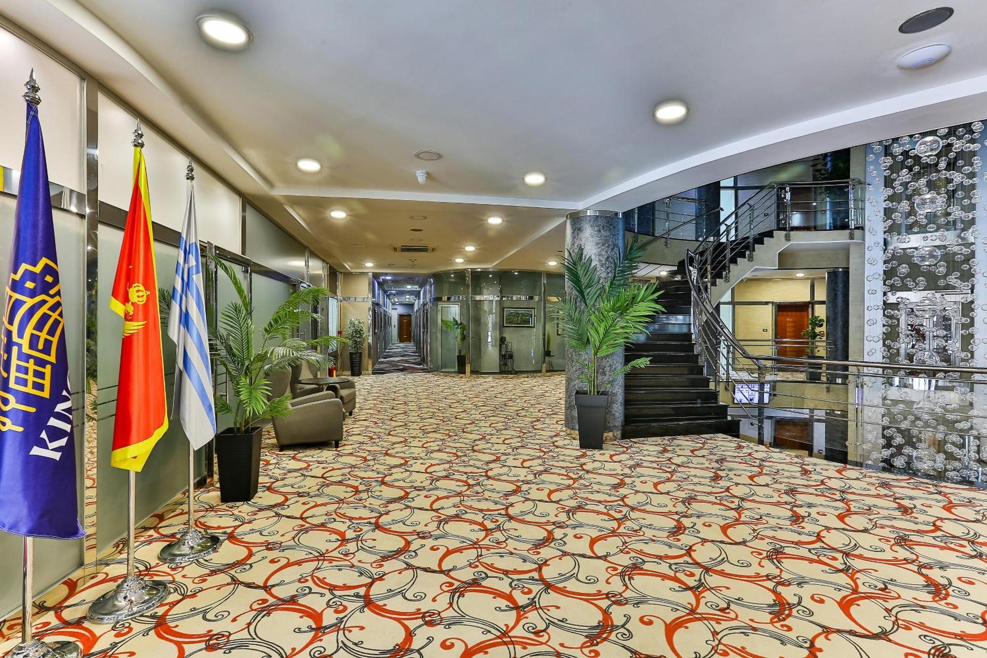 Kings Park Hotel Podgorica Exterior photo